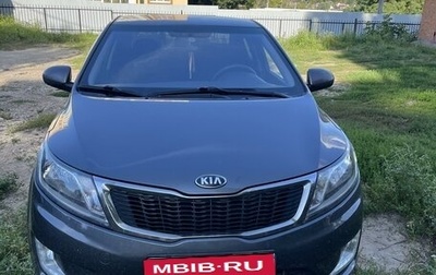 KIA Rio III рестайлинг, 2013 год, 880 000 рублей, 1 фотография