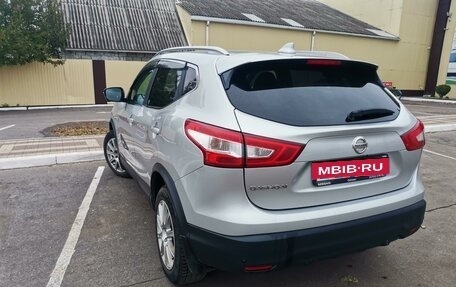 Nissan Qashqai, 2017 год, 1 890 000 рублей, 2 фотография