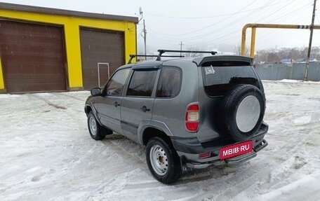 Chevrolet Niva I рестайлинг, 2005 год, 350 000 рублей, 2 фотография