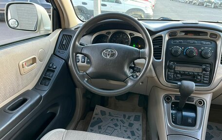 Toyota Highlander III, 2002 год, 1 279 000 рублей, 14 фотография