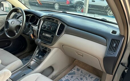 Toyota Highlander III, 2002 год, 1 279 000 рублей, 13 фотография