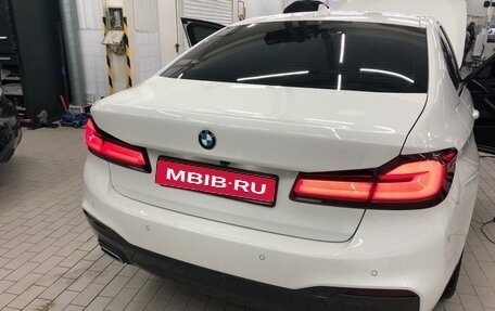 BMW 5 серия, 2019 год, 4 800 000 рублей, 1 фотография