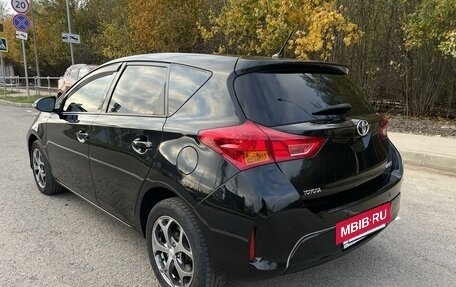 Toyota Auris II, 2013 год, 1 260 000 рублей, 7 фотография