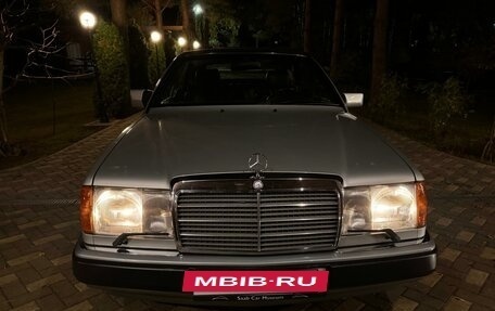 Mercedes-Benz E-Класс, 1992 год, 6 500 000 рублей, 2 фотография