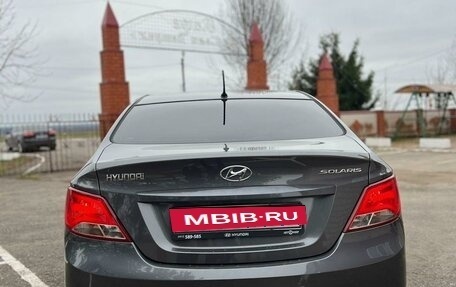 Hyundai Solaris II рестайлинг, 2015 год, 1 110 000 рублей, 4 фотография