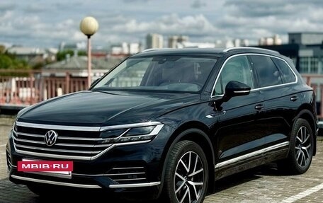 Volkswagen Touareg III, 2019 год, 8 360 000 рублей, 3 фотография