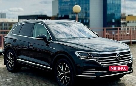 Volkswagen Touareg III, 2019 год, 8 360 000 рублей, 5 фотография