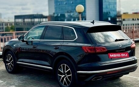 Volkswagen Touareg III, 2019 год, 8 360 000 рублей, 10 фотография