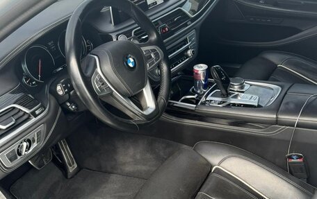 BMW 7 серия, 2018 год, 4 600 000 рублей, 8 фотография