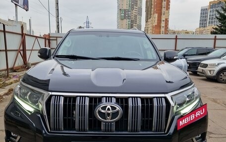 Toyota Land Cruiser Prado 150 рестайлинг 2, 2019 год, 6 200 000 рублей, 16 фотография