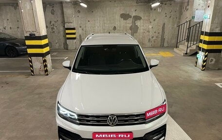 Volkswagen Tiguan II, 2018 год, 3 150 000 рублей, 4 фотография