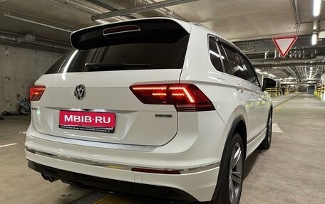 Volkswagen Tiguan II, 2018 год, 3 150 000 рублей, 12 фотография