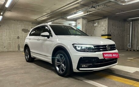 Volkswagen Tiguan II, 2018 год, 3 150 000 рублей, 10 фотография