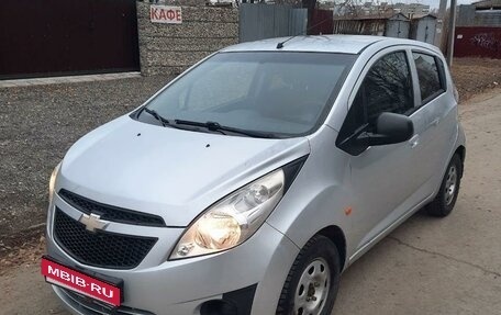 Chevrolet Spark III, 2011 год, 680 000 рублей, 4 фотография