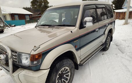 Mitsubishi Pajero III рестайлинг, 1993 год, 500 000 рублей, 25 фотография