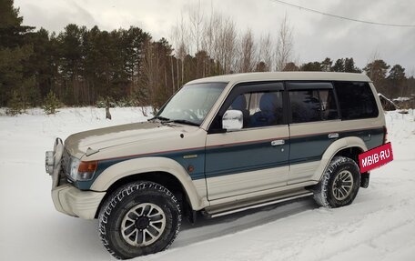 Mitsubishi Pajero III рестайлинг, 1993 год, 500 000 рублей, 12 фотография