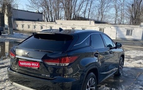 Lexus RX IV рестайлинг, 2019 год, 6 200 000 рублей, 11 фотография