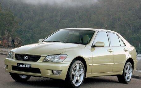 Lexus IS II рестайлинг 2, 2000 год, 750 000 рублей, 1 фотография