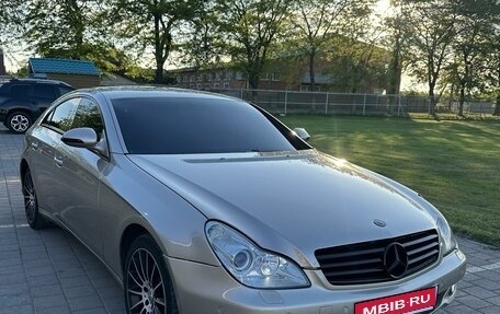 Mercedes-Benz CLS, 2005 год, 1 200 000 рублей, 3 фотография