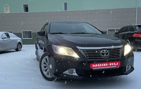 Toyota Camry, 2012 год, 1 700 000 рублей, 10 фотография