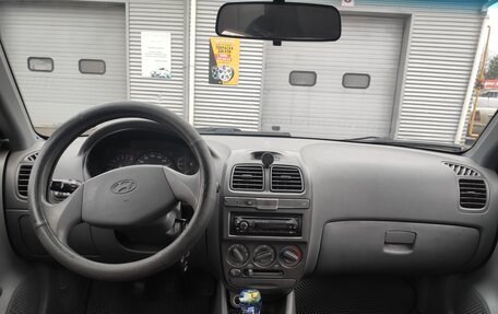 Hyundai Accent II, 2007 год, 300 000 рублей, 3 фотография