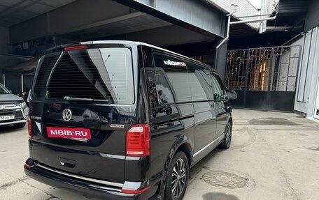 Volkswagen Multivan T6 рестайлинг, 2019 год, 5 200 000 рублей, 4 фотография