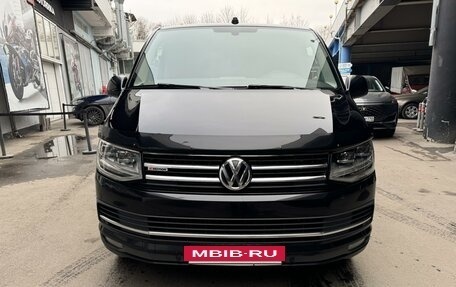 Volkswagen Multivan T6 рестайлинг, 2019 год, 5 200 000 рублей, 7 фотография