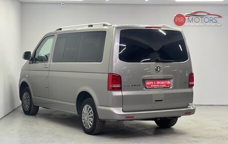 Volkswagen Caravelle T5, 2012 год, 1 850 000 рублей, 2 фотография