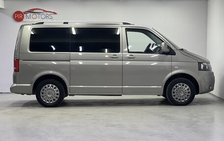 Volkswagen Caravelle T5, 2012 год, 1 850 000 рублей, 19 фотография