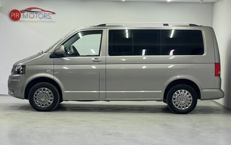 Volkswagen Caravelle T5, 2012 год, 1 850 000 рублей, 20 фотография