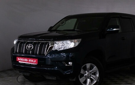 Toyota Land Cruiser Prado 150 рестайлинг 2, 2019 год, 5 529 555 рублей, 26 фотография