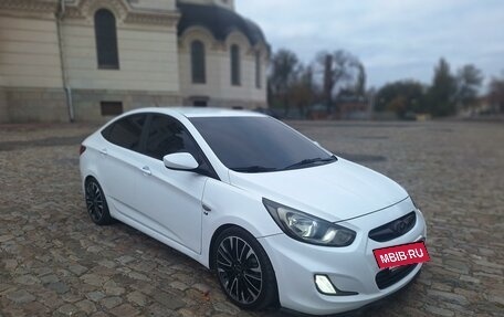 Hyundai Solaris II рестайлинг, 2012 год, 915 000 рублей, 9 фотография