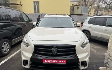 Infiniti FX II, 2012 год, 2 250 000 рублей, 1 фотография