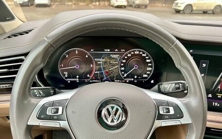 Volkswagen Touareg III, 2019 год, 6 090 000 рублей, 10 фотография