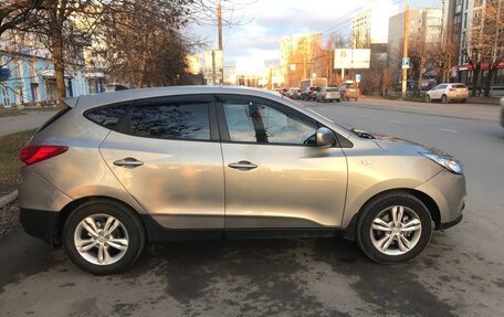 Hyundai ix35 I рестайлинг, 2010 год, 1 280 000 рублей, 4 фотография