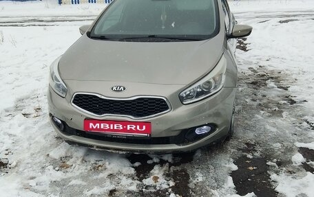 KIA cee'd III, 2013 год, 860 000 рублей, 3 фотография