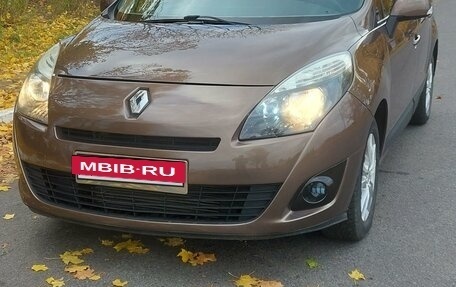 Renault Scenic III, 2010 год, 950 000 рублей, 7 фотография