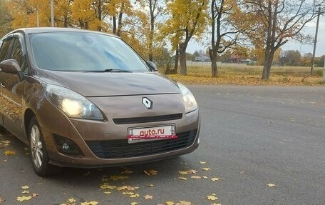 Renault Scenic III, 2010 год, 950 000 рублей, 8 фотография