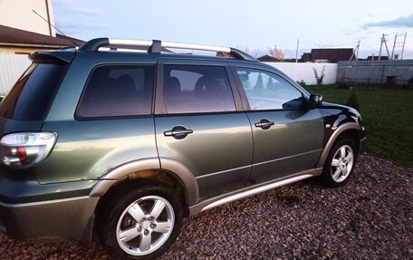 Mitsubishi Outlander III рестайлинг 3, 2006 год, 500 000 рублей, 3 фотография