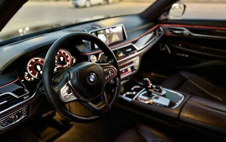 BMW 7 серия, 2015 год, 3 899 000 рублей, 11 фотография