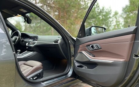 BMW 3 серия, 2019 год, 4 490 000 рублей, 20 фотография