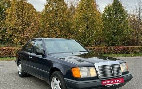 Mercedes-Benz W124, 1986 год, 400 000 рублей, 3 фотография