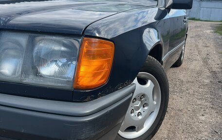 Mercedes-Benz W124, 1986 год, 400 000 рублей, 7 фотография