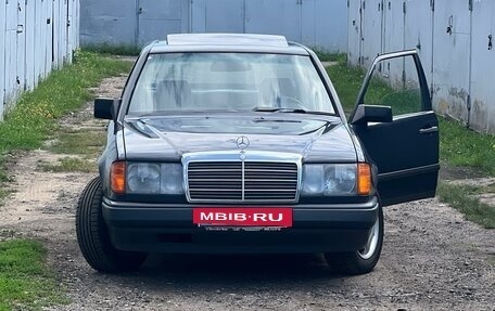 Mercedes-Benz W124, 1986 год, 400 000 рублей, 6 фотография