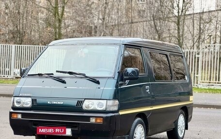 Mitsubishi Delica III, 1993 год, 525 000 рублей, 3 фотография