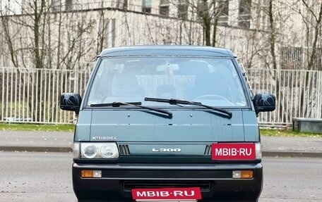 Mitsubishi Delica III, 1993 год, 525 000 рублей, 2 фотография