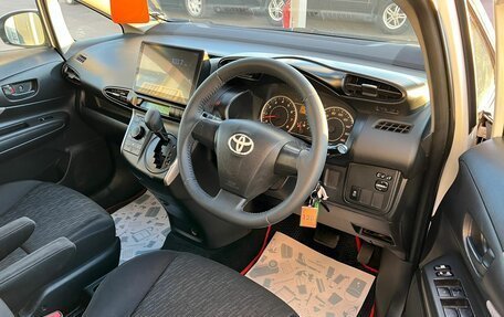 Toyota Wish II, 2010 год, 1 549 999 рублей, 10 фотография