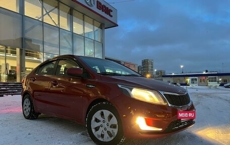 KIA Rio III рестайлинг, 2013 год, 680 000 рублей, 3 фотография