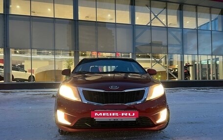 KIA Rio III рестайлинг, 2013 год, 680 000 рублей, 2 фотография