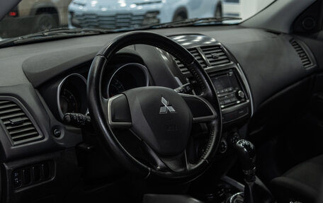 Mitsubishi ASX I рестайлинг, 2013 год, 1 300 000 рублей, 11 фотография